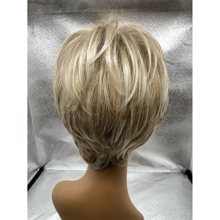 NEW! UP CLOSE & PERSONAL - Wig by Raquel Welch - VIP Extensions