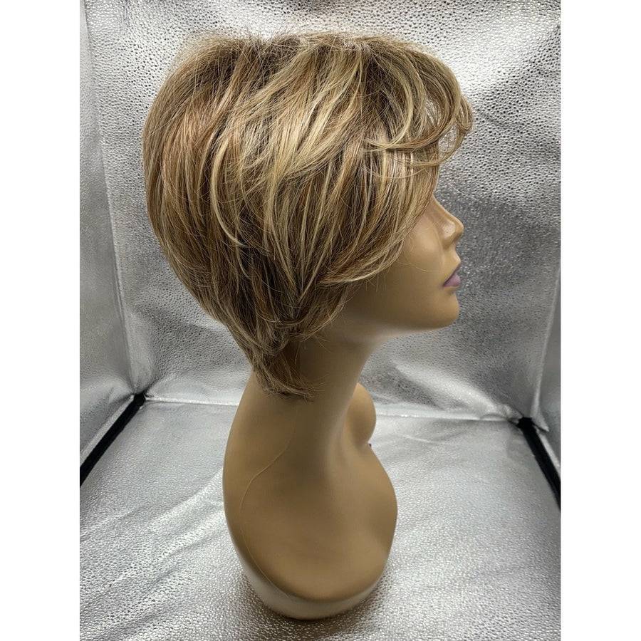 NEW! UP CLOSE & PERSONAL - Wig by Raquel Welch - VIP Extensions