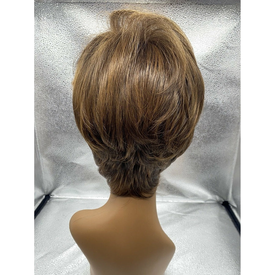 NEW! UP CLOSE & PERSONAL - Wig by Raquel Welch - VIP Extensions