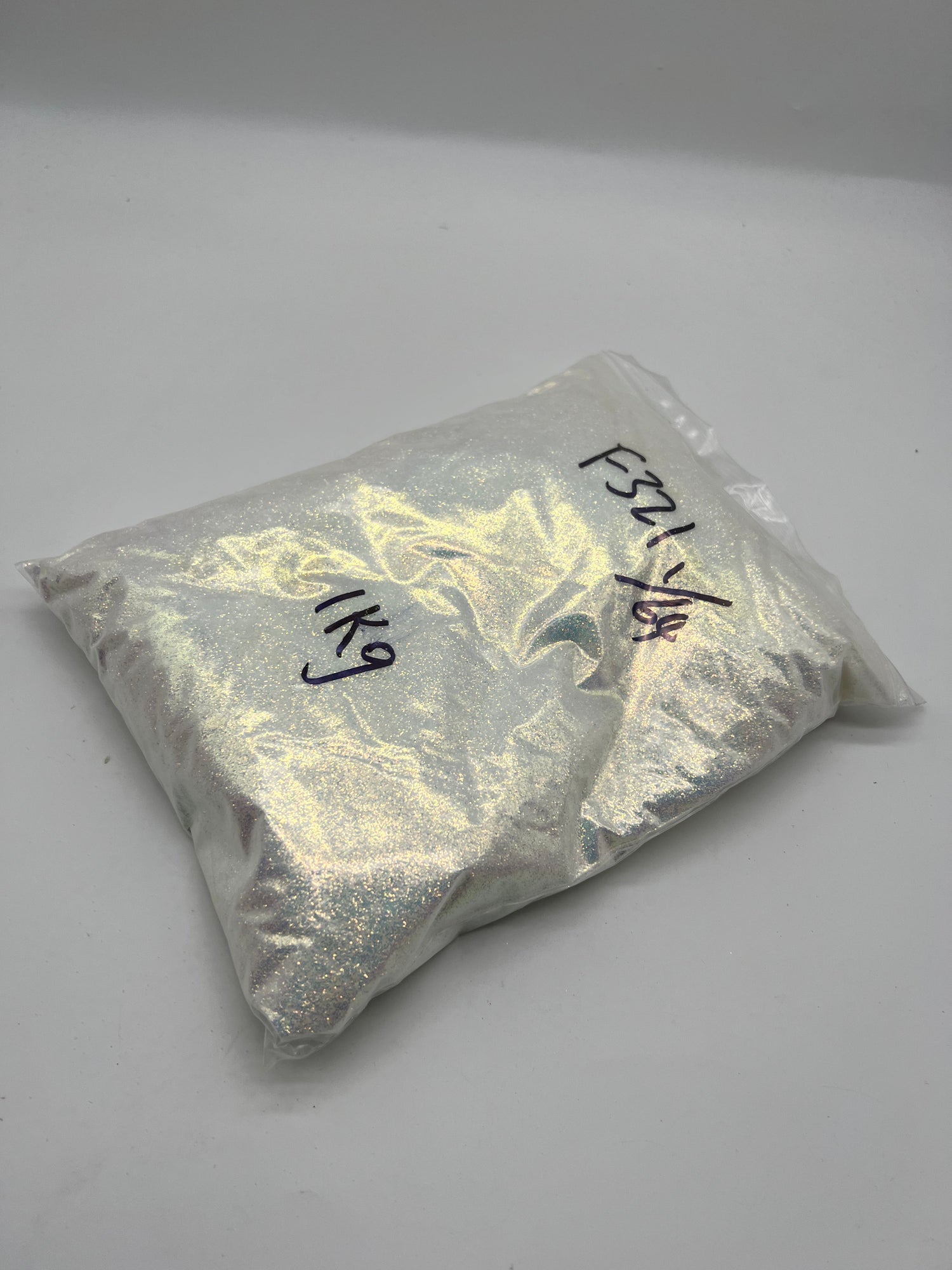 Glitter 1 kilograms bags (2.2 LBS) - VIP Extensions